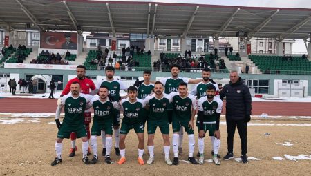 Kars 36 Spor kendi evinde mağlup