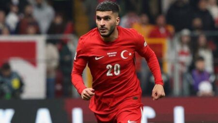 Oğuz Aydın parlıyor; Bizim Çocuklar alkış alıyor!