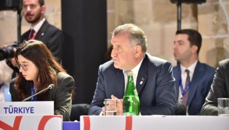 Malta’da dikkat çeken çıkış: Bakan Bak’tan Erdoğan ve Trump’a teşekkür