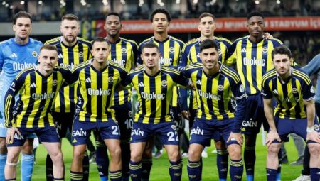 Fenerbahçe, Süper Kupa’da final biletini aldı